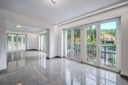 Eladó családi ház, Budaörs 6 szoba 300 m² 499 M Ft